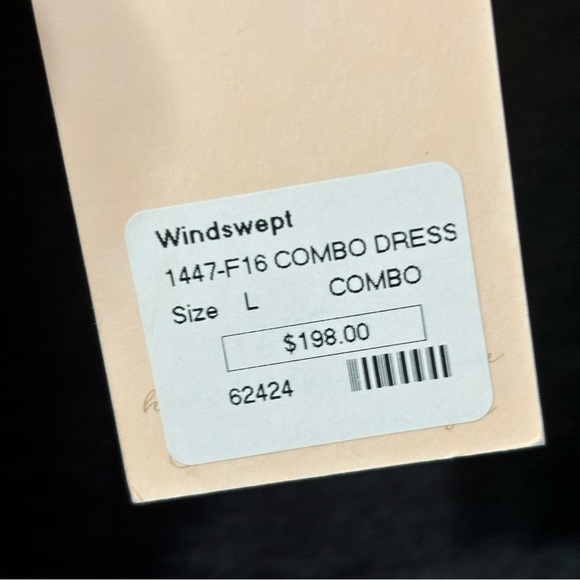 Hutch Dress NWT LARGE DARK AND LIGHT GREY combo - Picture 7 of 9